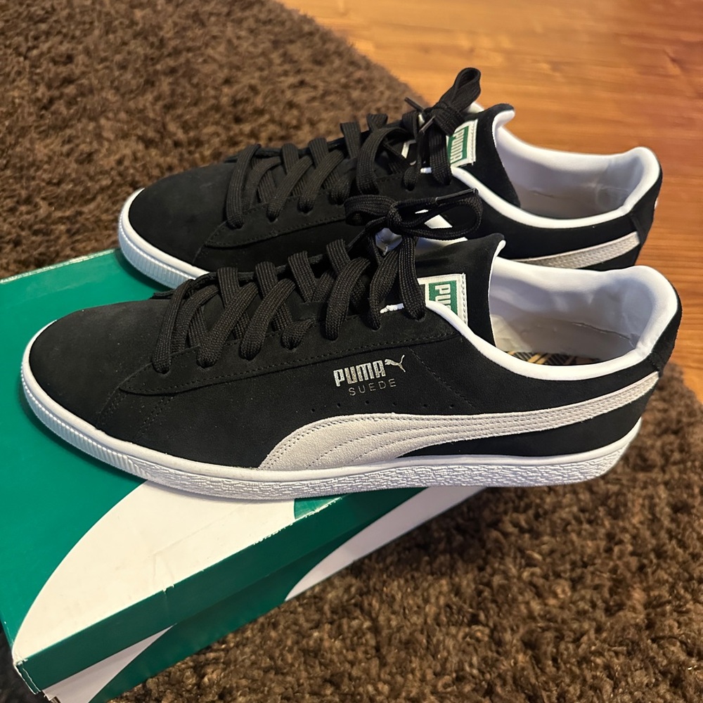 Puma Suede Black and White Size 13